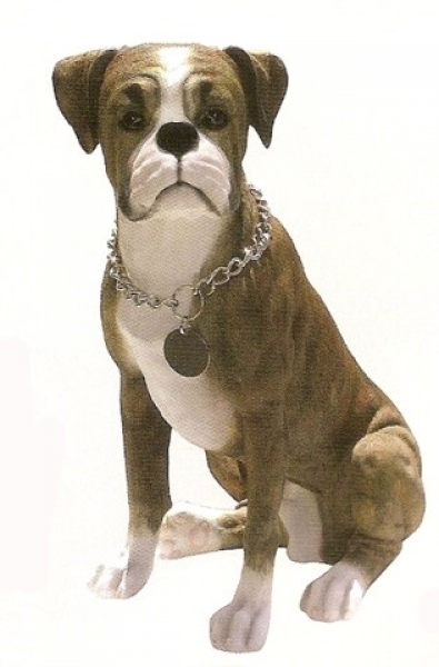 Hundefigur Boxer Hund sitzend mit Metallhalsband
